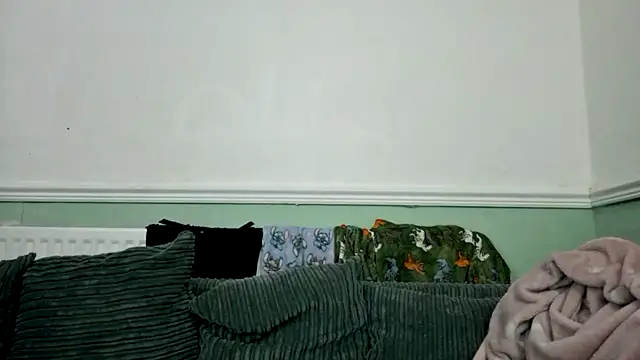 Snapshot of Bustycurves chatting on March 2025 09:27:01 PM Bustycurves online show from March 2025 09:27:01 PM