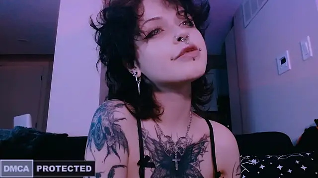 NaughtyLittleFox online show from February 2026 06:58:01 AM