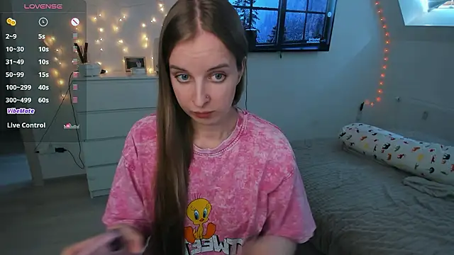 violet blue eyes online show from March 2026 12:44:02 PM