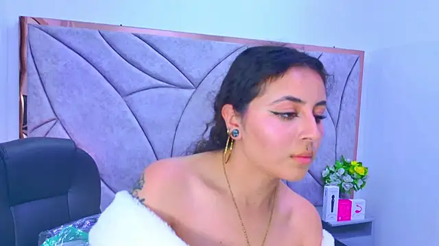 celeste blue69 online show from December 2025 04:40:02 AM