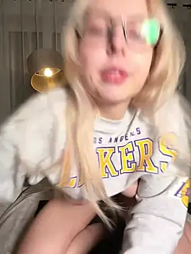 Livewithlucy online show from February 2026 07:01:01 AM