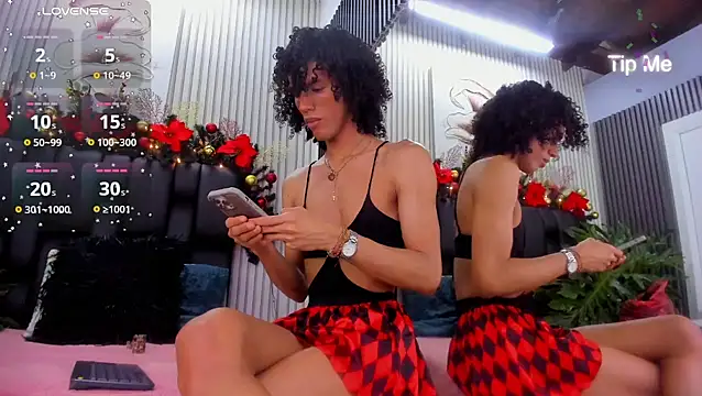 Camille Cedrik online show from December 2025 08:05:01 PM