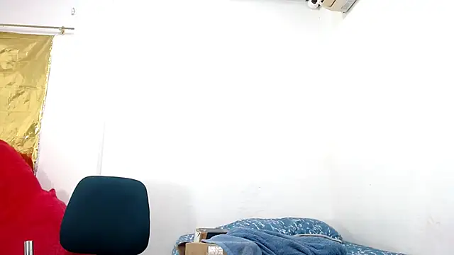 Snapshot of camilavagina24 chatting on January 2025 04:06:01 PM camilavagina24 online show from January 2025 04:06:01 PM