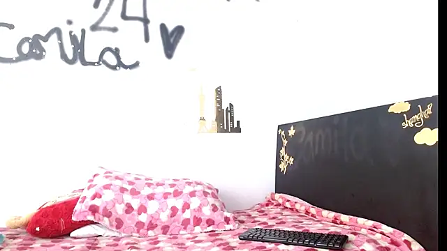 Snapshot of camilavagina24 chatting on October 2025 04:06:02 PM camilavagina24 online show from October 2025 04:06:02 PM