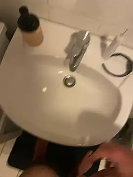 Snapshot of Banana_Boy chatting on December 2024 05:18:02 PM Banana Boy online show from December 2024 05:18:02 PM