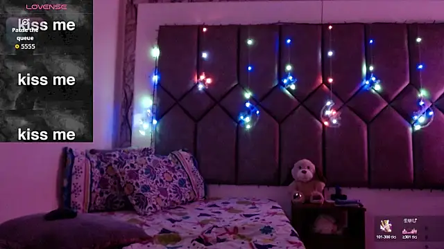 Tiffany Valentine15 online show from February 2026 12:48:02 PM