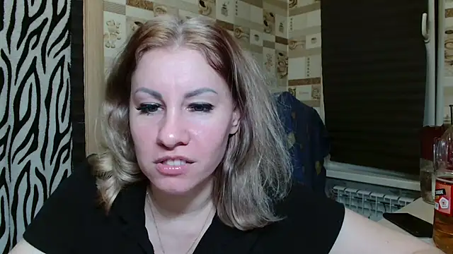 TherestlessKitty online show from June 2026 10:14:02 PM