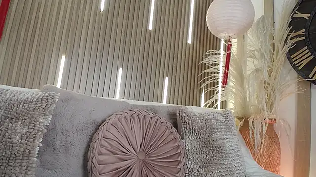 Tayzon Foxxx online show from April 2026 08:25:02 PM