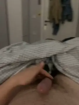 Snapshot of Erenn34 chatting on October 2025 11:37:01 PM Erenn34 online show from October 2025 11:37:01 PM