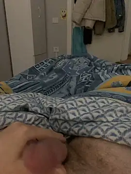 Snapshot of Erenn34 chatting on December 2025 11:57:02 PM Erenn34 online show from December 2025 11:57:02 PM