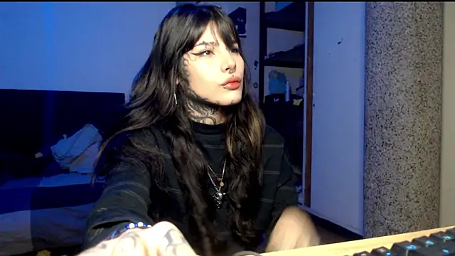 Snapshot of xdirtyvenomx chatting on December 2025 12:59:02 AM xdirtyvenomx online show from December 2025 12:59:02 AM