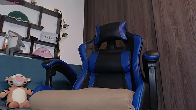 Snapshot of colby_scott chatting on November 2025 08:35:02 PM colby scott online show from November 2025 08:35:02 PM