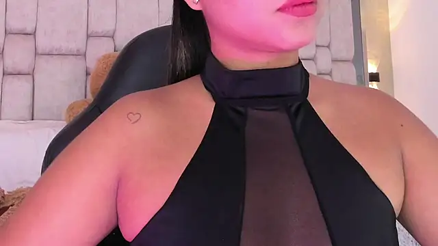 Snapshot of Marilyn-Cooper chatting on January 2025 09:55:02 AM Marilyn-Cooper online show from January 2025 09:55:02 AM