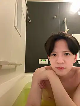 Snapshot of yuuuuma578 chatting on November 2025 02:05:01 PM yuuuuma578 online show from November 2025 02:05:01 PM