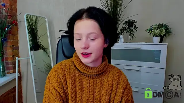 Alina Mills online show from January 2025 10:19:01 AM