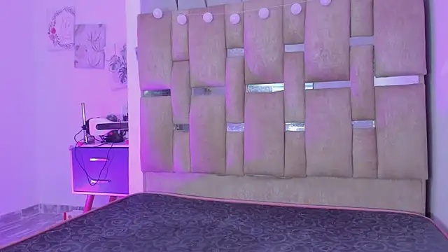 Black Rose2 online show from December 2025 11:17:01 AM