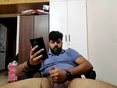 Snapshot of Hornie_small_Dick01 chatting on February 2025 01:54:02 PM Hornie small Dick01 online show from February 2025 01:54:02 PM