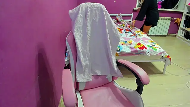 Lika8234 online show from December 2025 09:21:01 PM