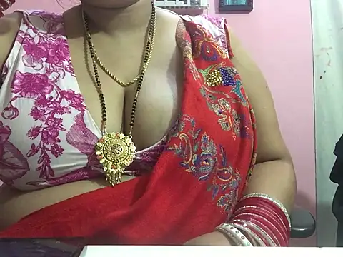 Snapshot of Desi_bhabhiii chatting on January 2025 09:02:02 AM Desi bhabhiii online show from January 2025 09:02:02 AM