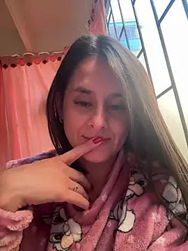 Snapshot of Alice_milf_ chatting on May 2026 11:37:01 AM Alice milf online show from May 2026 11:37:01 AM