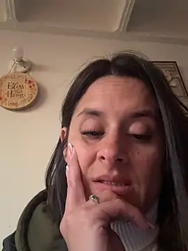 Snapshot of Alice_milf_ chatting on June 2026 11:20:02 AM Alice milf online show from June 2026 11:20:02 AM