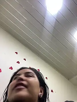  luna torres online show from March 2026 02:11:02 PM