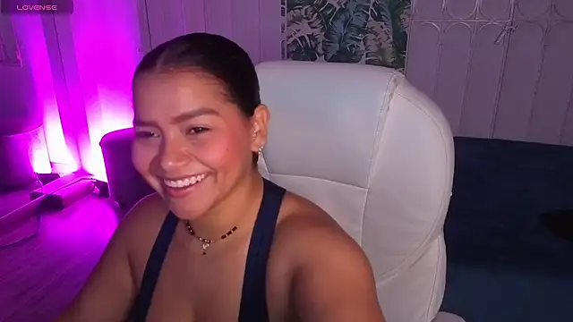 loly marce online show from May 2026 07:21:01 PM