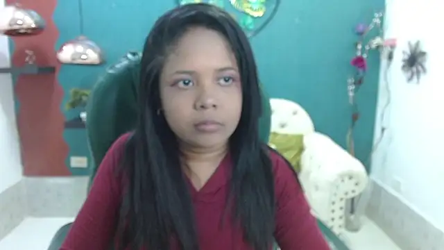 Melikasweetz online show from December 2024 05:18:02 PM