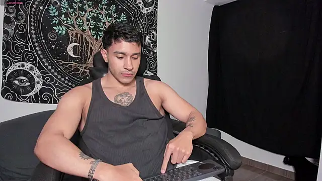 JayMarcos  online show from March 2025 05:33:01 AM