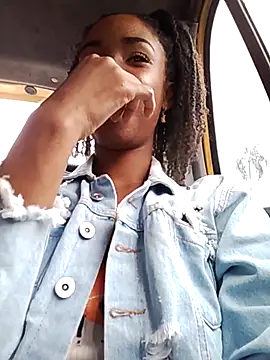 AbbyTomson online show from October 2025 04:09:02 PM