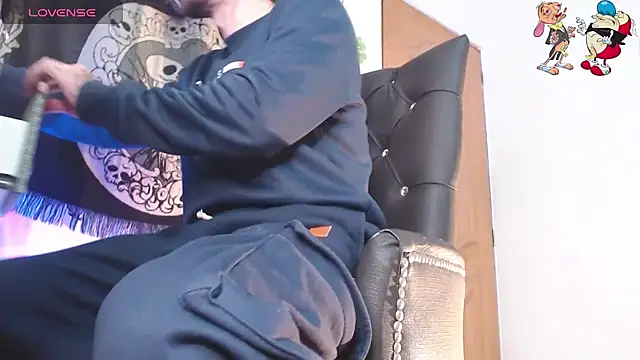 Snapshot of ren_stipee chatting on October 2025 10:08:02 PM ren stipee online show from October 2025 10:08:02 PM