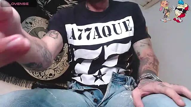 Snapshot of ren_stipee chatting on November 2025 09:14:02 PM ren stipee online show from November 2025 09:14:02 PM