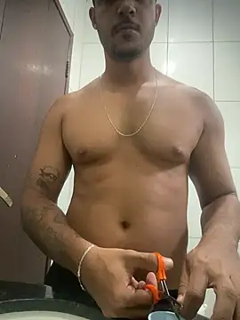 Punhetadele online show from February 2026 09:54:01 AM