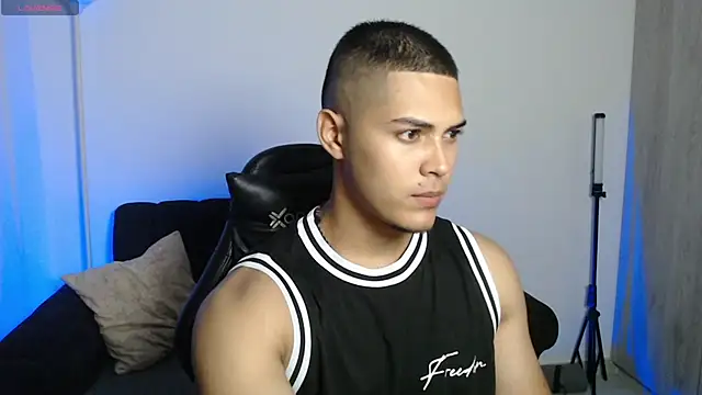 Iamdylan777 online show from July 2026 04:04:01 AM