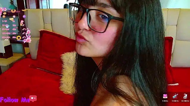 Snapshot of scarlleth_ chatting on March 2025 06:29:02 PM scarlleth online show from March 2025 06:29:02 PM