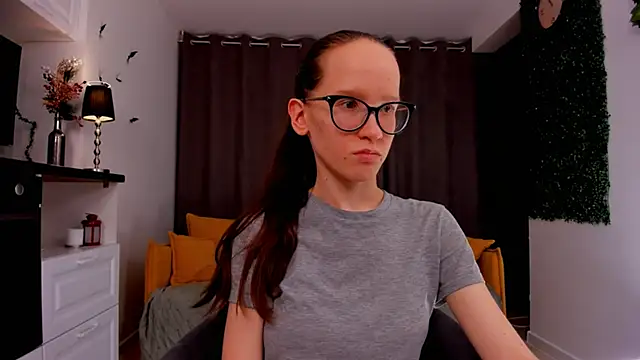 BettyBrowni online show from February 2025 11:04:01 PM