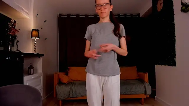 BettyBrowni online show from March 2025 10:13:02 PM