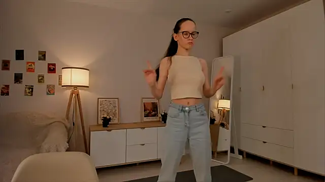 BettyBrowni online show from March 2025 10:20:01 PM