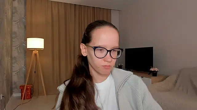 BettyBrowni online show from September 2025 04:07:01 PM