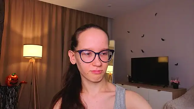 BettyBrowni online show from November 2025 04:06:02 PM