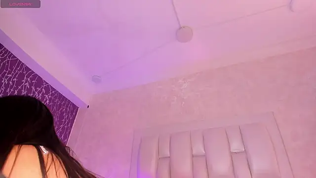 Paola  23 online show from February 2026 04:08:02 AM