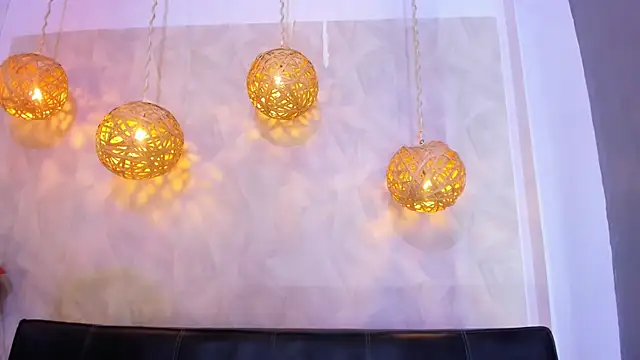 victoria aleia  online show from January 2025 01:08:01 AM