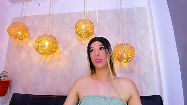 victoria aleia  online show from January 2025 08:26:02 PM