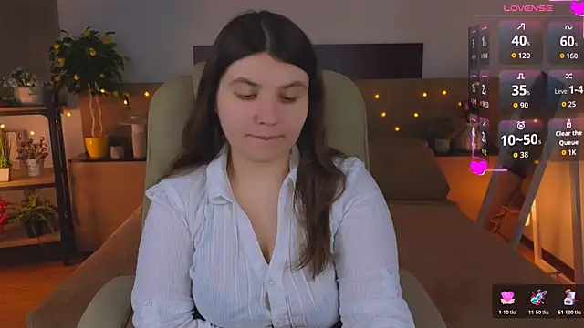 Viola  Shy online show from April 2026 07:44:02 PM