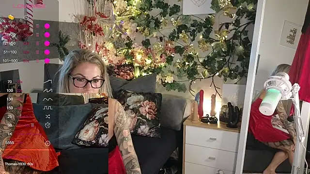 Tatjana Sue online show from December 2024 08:14:02 PM