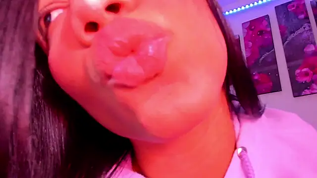 Alissarhys26 online show from March 2025 03:30:01 AM