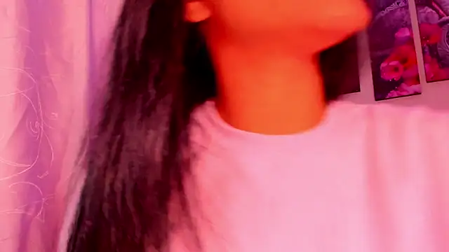 Alissarhys26 online show from March 2025 09:22:01 PM