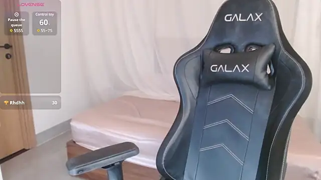 Snapshot of Lin_SiYee chatting on March 2025 04:41:02 AM Lin SiYee online show from March 2025 04:41:02 AM