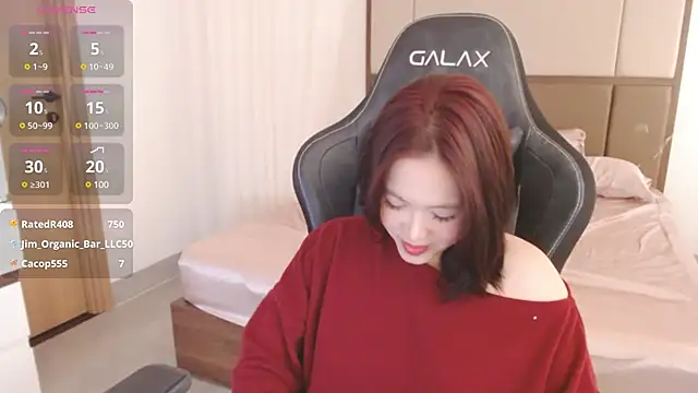 Snapshot of Lin_SiYee chatting on March 2025 06:43:01 AM Lin SiYee online show from March 2025 06:43:01 AM