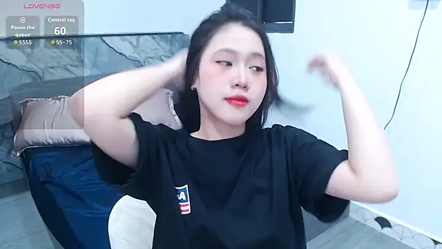 Snapshot of Lin_SiYee chatting on November 2025 09:19:02 AM Lin SiYee online show from November 2025 09:19:02 AM